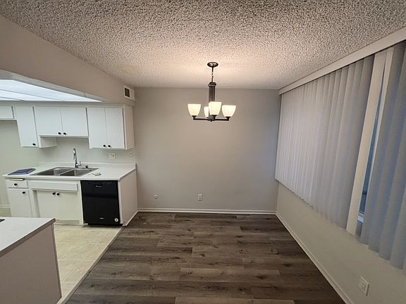 4th image of 1626 N Poinsettia Pl APT 213