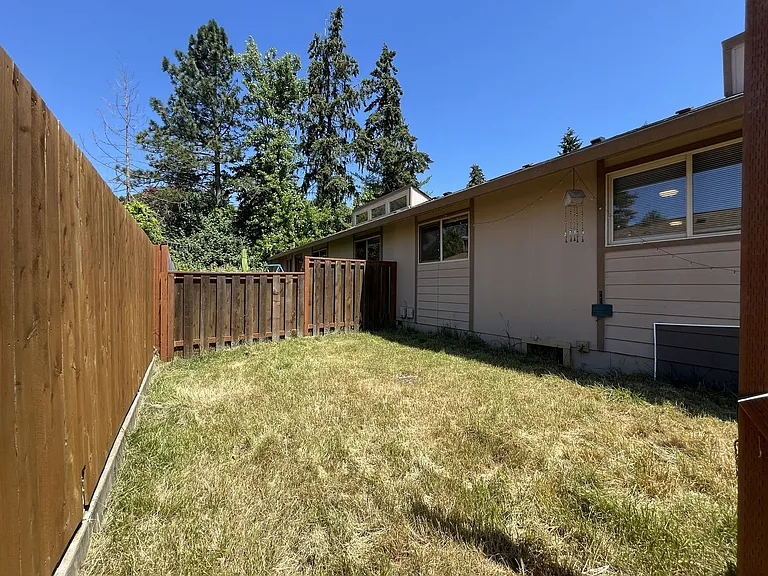 Bright and Airy Home with Stainless Steel Kitchen, Vaulted Ceilings & Washer + Dryer — Photo 47