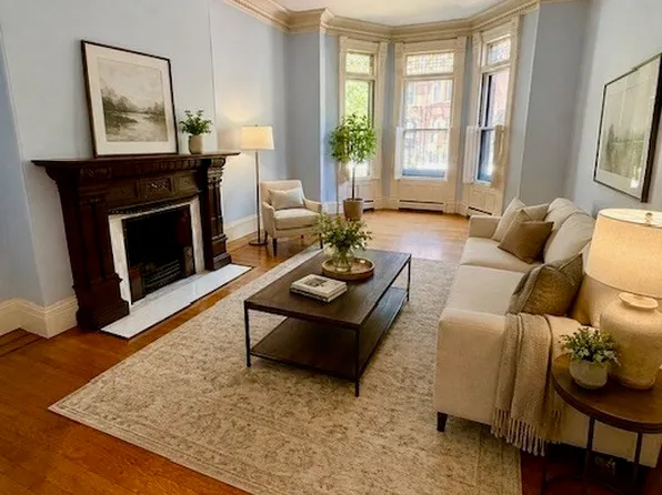 182 Marlborough St APT 3, Boston, MA 02116