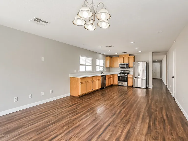 5016 Charlo Dr — Photo 7