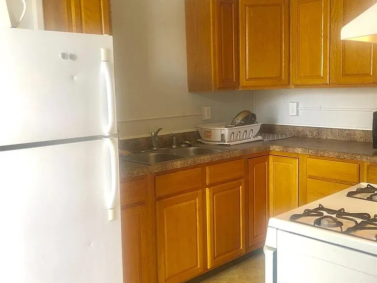 423 S Fess Ave — Photo 20