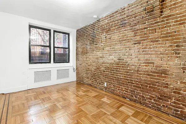 Rented by PREX Realty Corp | media 14