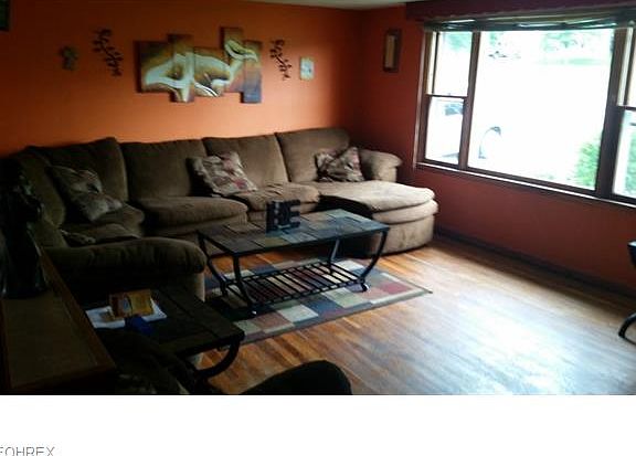 4th image of 1290 Ellen Dr