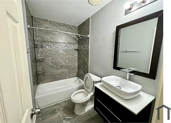 21943 Silverfield Park Ln — Photo 18