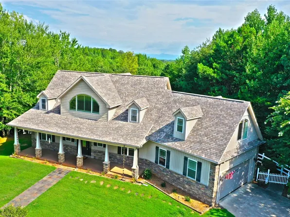 302 Meadowlark Ln, Seneca, SC 29672