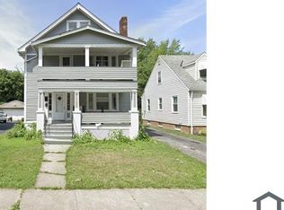 914 Greyton Rd, Cleveland Heights, OH 44112