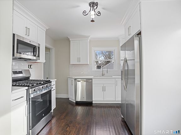 3rd image of 3125 Old Town Road