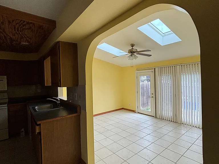 5120 Radnor Ct — Photo 7