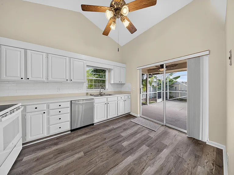 119 Adobe Cir — Photo 12