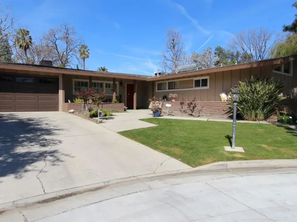 2 Greenfair Ct, Bakersfield, CA 93309