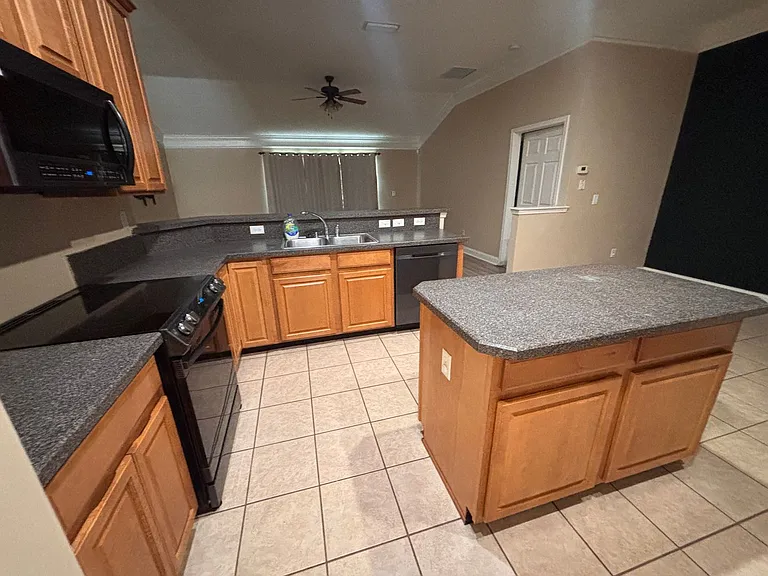 14160 Fish Eagle Dr E — Photo 7