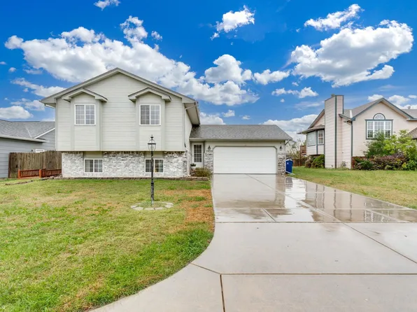 7409 E Brookview Cir, Wichita, KS 67226