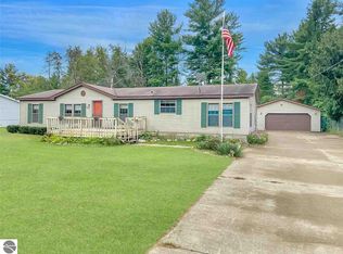 1984 E Stockwell Rd, Harrison, MI 48625