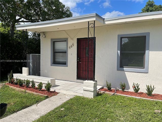 1st image of 565 NW 129th St
