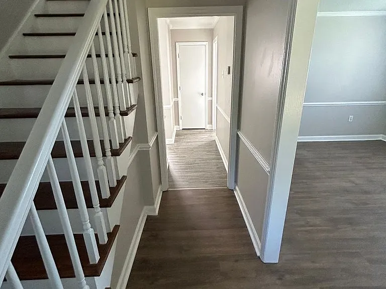733 Marlee Dr — Photo 3