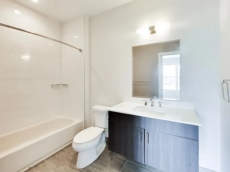 1350 Maryland Ave NE #316 — Photo 9