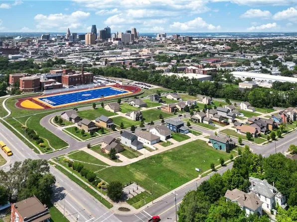 2001 Garfield Ave, Kansas City, MO 64127