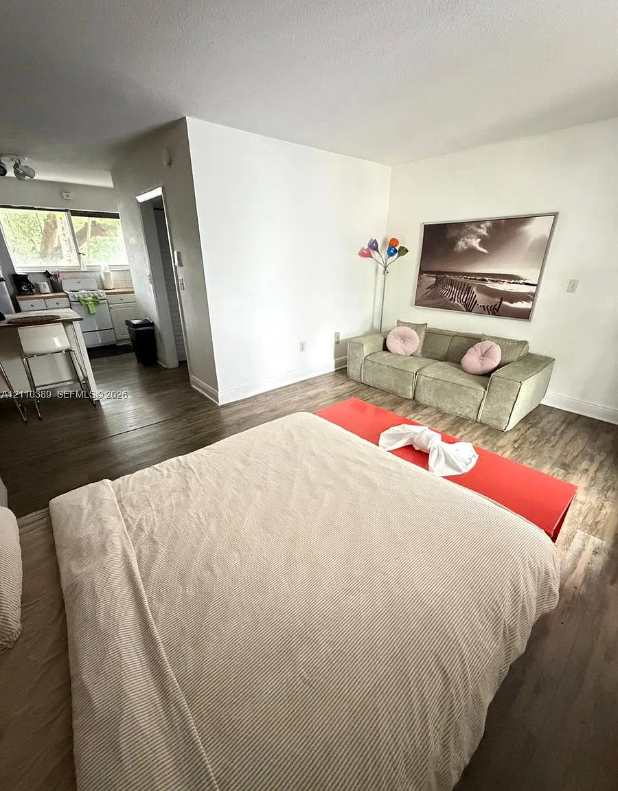 Coco Palm Condo — Photo 4