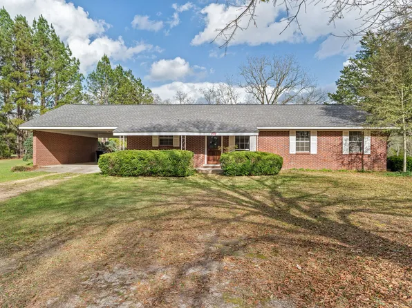 440 Peps Point Rd, Hattiesburg, MS 39401