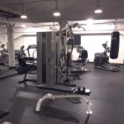 Sold by R New York | media 4