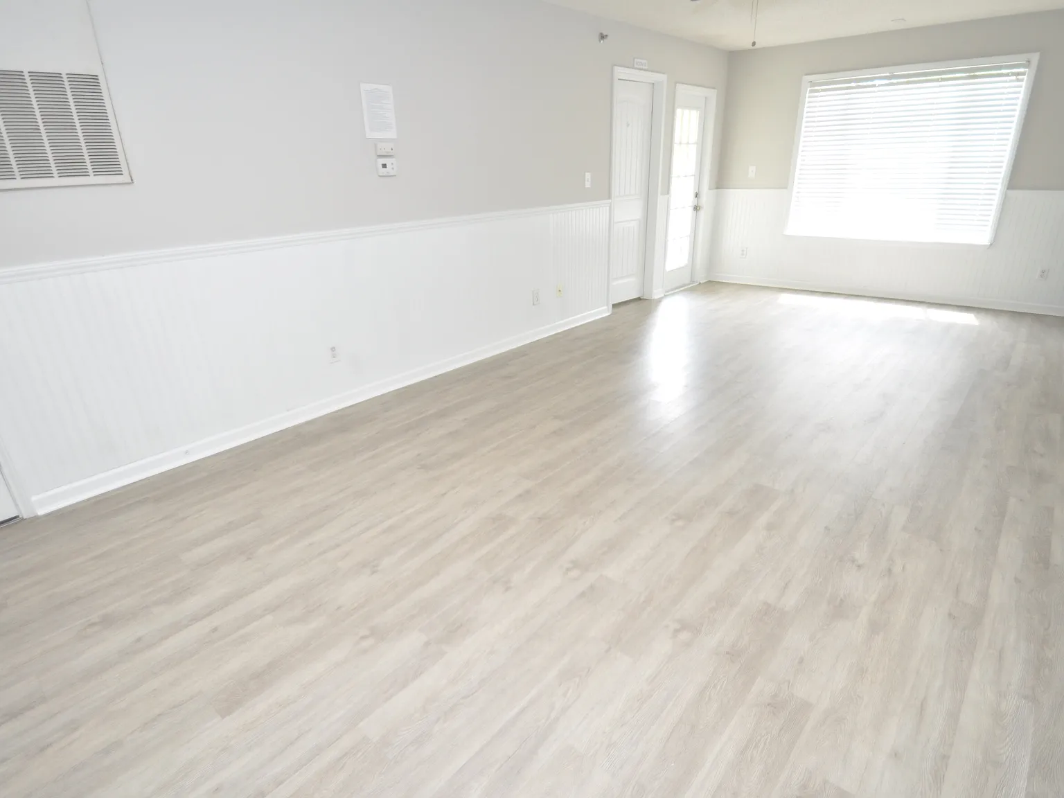 4 bed/4 bath Raleigh Condo Available Immediately — Photo 2