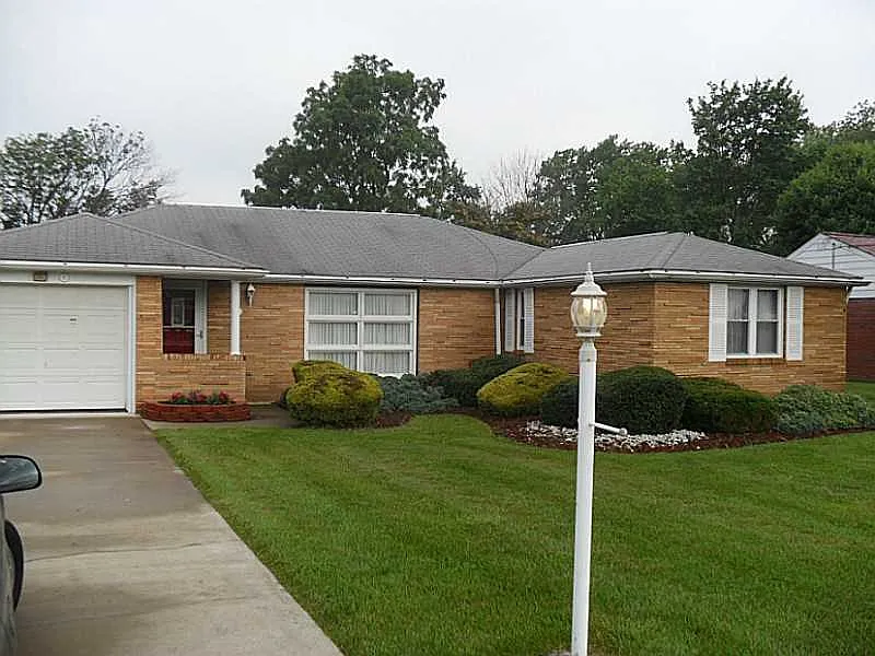 5 Belmeade Ter photo 1