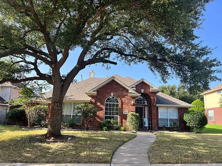 2508 Trailwest Ln — Photo 1