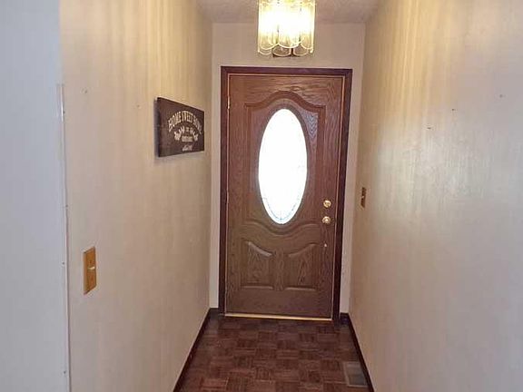 5th image of 1717 E Heather Ln