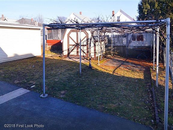3rd image of 22 N Hull St