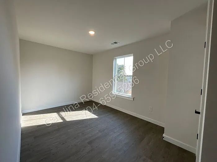 130 18th St NW — Photo 12