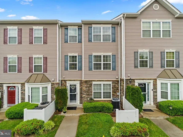 1918 Lennox Dr Unit 220, Eldersburg, MD 21784
