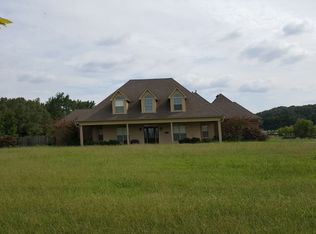 2795 Clay Pond Dr, Oakland, TN 38060