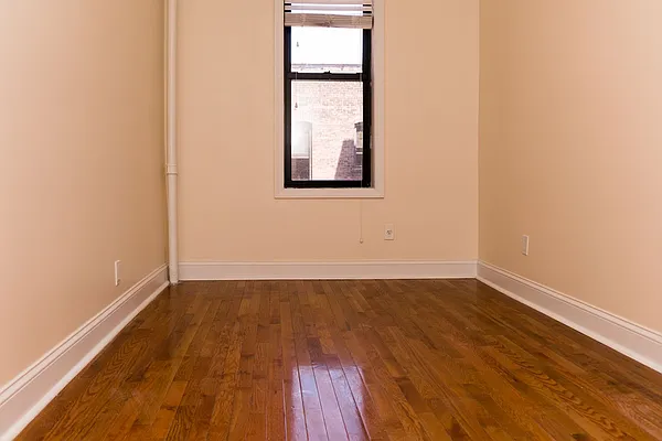 Rented by Nooklyn NYC LLC | media 58