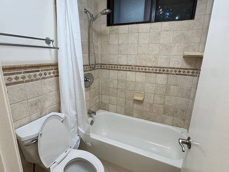 8707 Falmouth Ave #109 — Photo 11
