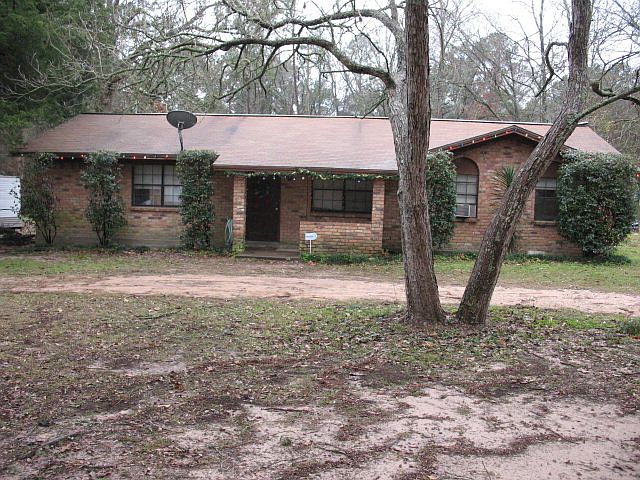 1st image of 4704 Fuller Springs Dr