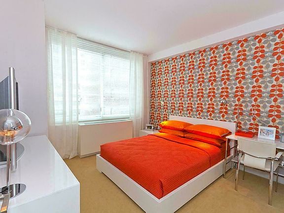 4th image of 330 W 39th St APT 10B