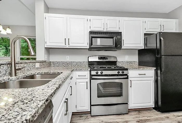 767 Southwest Dr #767 — Photo 6