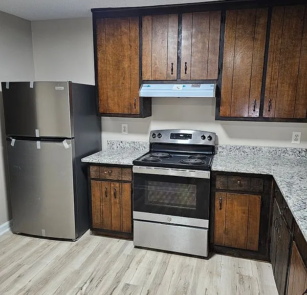 2128 Terrace Club Ct #B — Photo 3