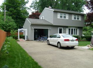 156 Lindbergh Dr, Fairview, PA 16415