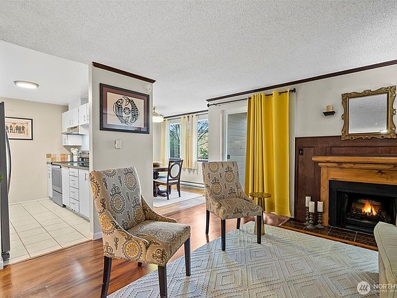5th image of 303 Kenyon Street NW #1D