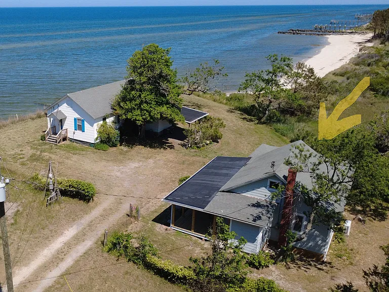 Cottage to the right/rear of the property is the one for rent. The cottage to the left/front is used only very occasionally by the owner. Renter will have access to the entire property, excluding the interior of the front house and the back shed.