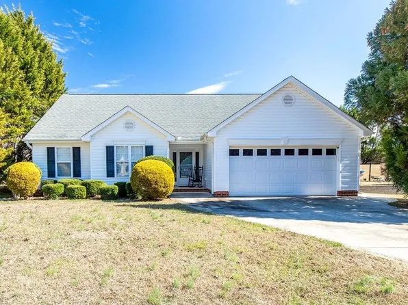 217 Summit Dr, Mocksville, NC 27028