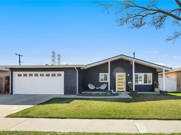 10212 Pua Dr, Huntington Beach, CA 92646