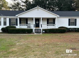 2025 Marion Dr S, Mount Vernon, AL 36560