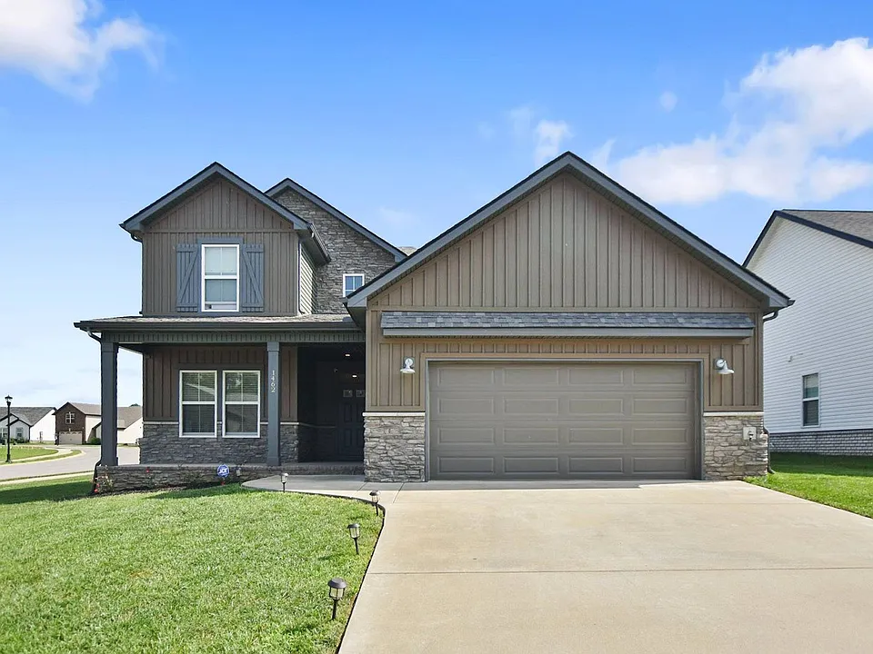 1462 Citadel Dr