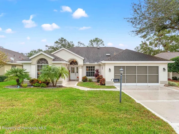 2362 Whisper Walk Dr, Spring Hill, FL 34606