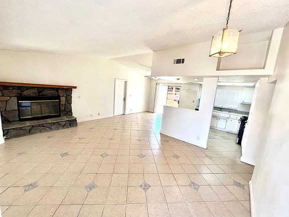 3rd image of 11890 6th Ave