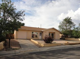 1612 Freedom Dr, Gallup, NM 87301