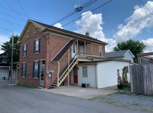 15 1/2 E Pine St, Selinsgrove, PA 17870