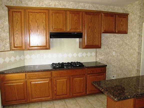 Another view of kitchen